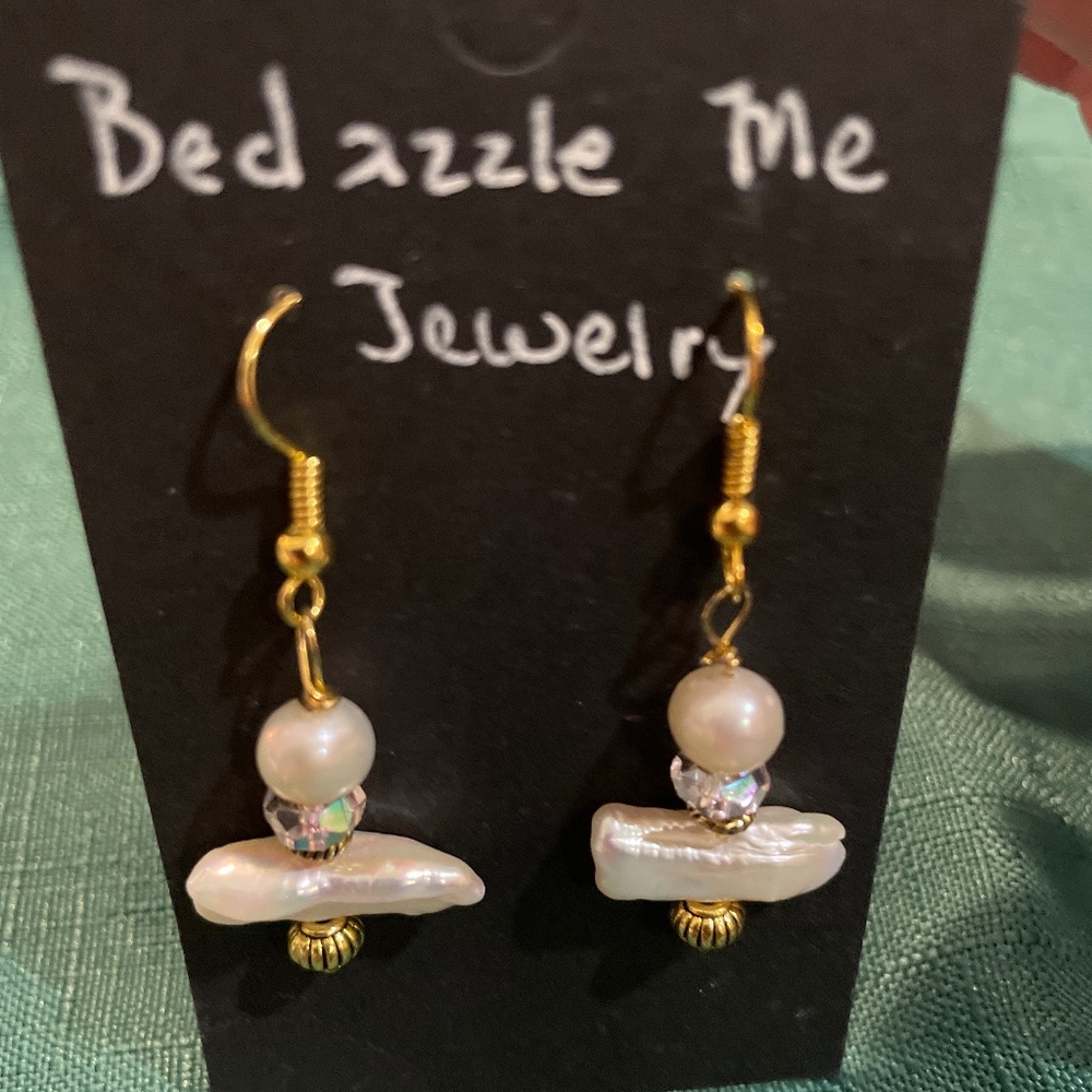 Fresh water pearls and vintage crystals on gold plated earrings